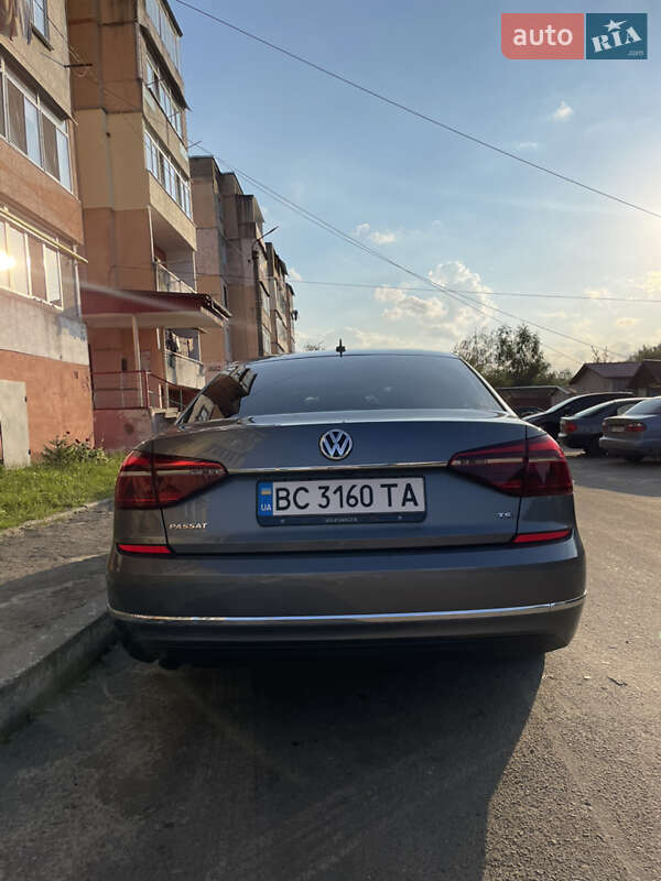 Седан Volkswagen Passat 2016 в Яворове