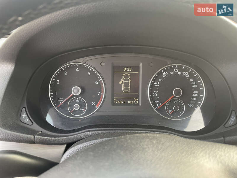 Седан Volkswagen Passat 2014 в Києві
