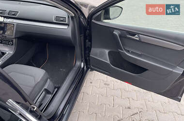 Универсал Volkswagen Passat 2010 в 
