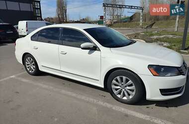 Седан Volkswagen Passat 2014 в 
