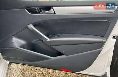 Седан Volkswagen Passat 2013 в 