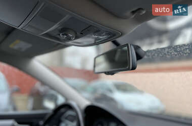 Седан Volkswagen Passat 2013 в 
