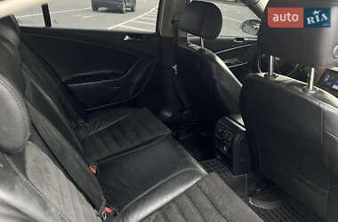 Седан Volkswagen Passat 2005 в 