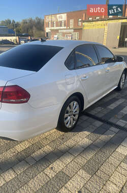 Седан Volkswagen Passat 2013 в 