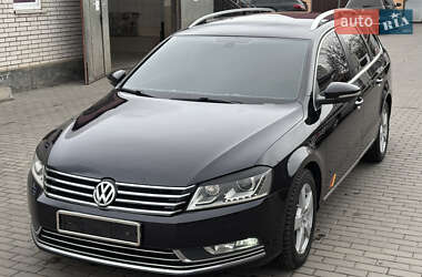 Универсал Volkswagen Passat 2012 в 