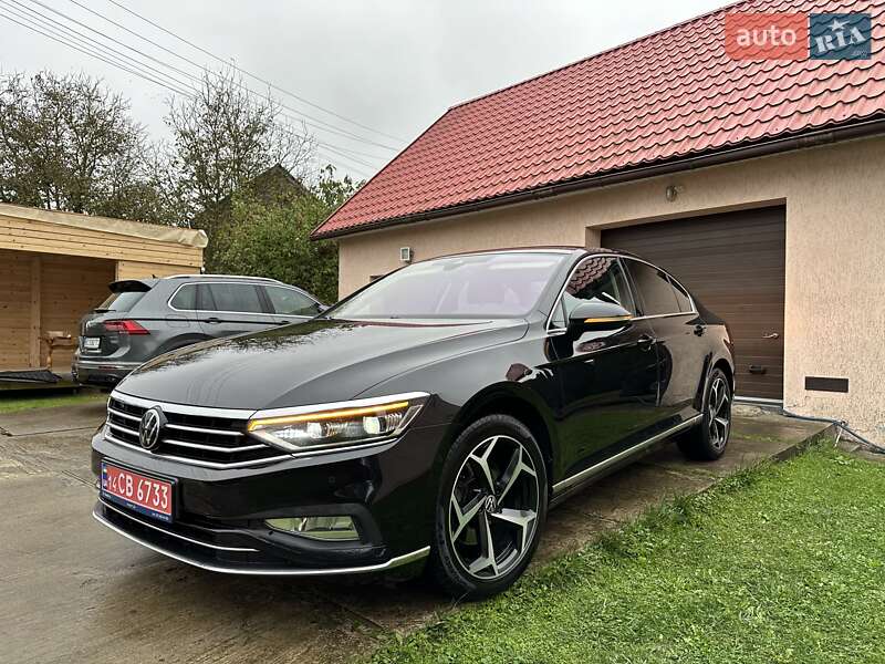 Седан Volkswagen Passat 2021 в 