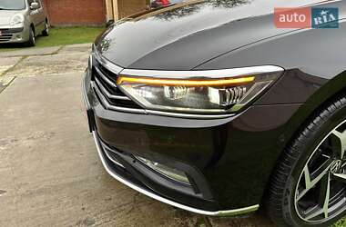 Седан Volkswagen Passat 2021 в 