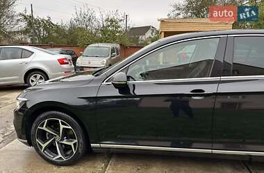 Седан Volkswagen Passat 2021 в 