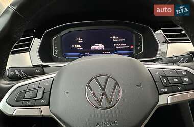 Седан Volkswagen Passat 2021 в 
