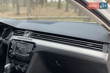 Универсал Volkswagen Passat 2015 в 