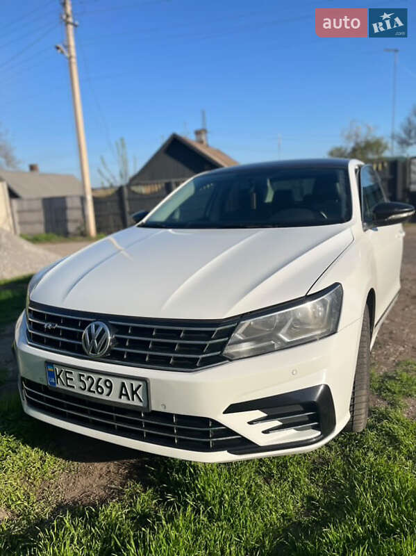 Седан Volkswagen Passat 2016 в Кривом Роге фото 3 Седан Volkswagen Passat 2016 в Кривом Роге