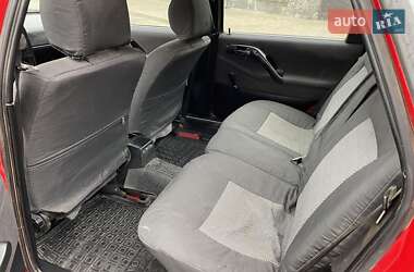 Седан Volkswagen Passat 1993 в 