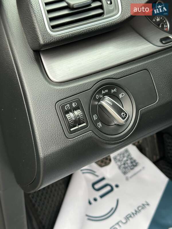 Універсал Volkswagen Passat 2012 в Кривому Розі