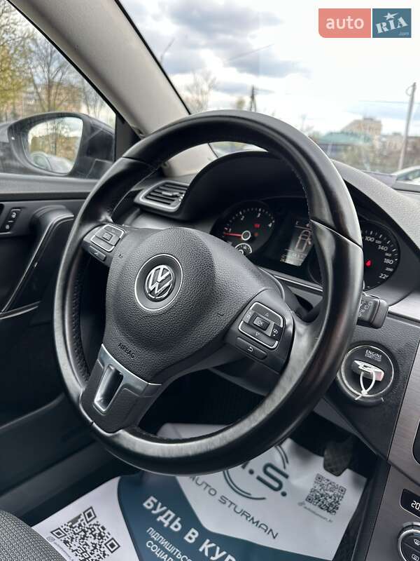 Універсал Volkswagen Passat 2012 в Кривому Розі