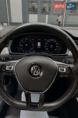 Универсал Volkswagen Passat 2016 в 