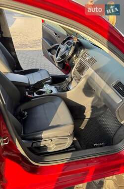 Седан Volkswagen Passat 2015 в 