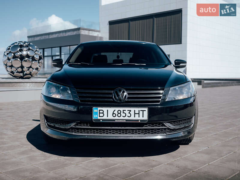 Седан Volkswagen Passat 2012 в Кременчуці