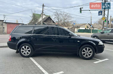 Универсал Volkswagen Passat 2003 в 