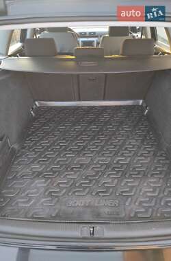 Универсал Volkswagen Passat 2010 в 