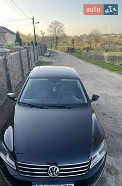 Седан Volkswagen Passat 2011 в 
