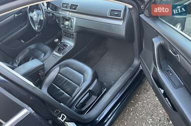 Седан Volkswagen Passat 2011 в 