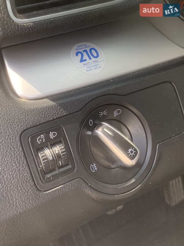 Универсал Volkswagen Passat 2010 в Львове