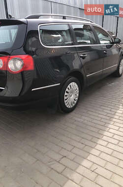 Универсал Volkswagen Passat 2008 в Харькове