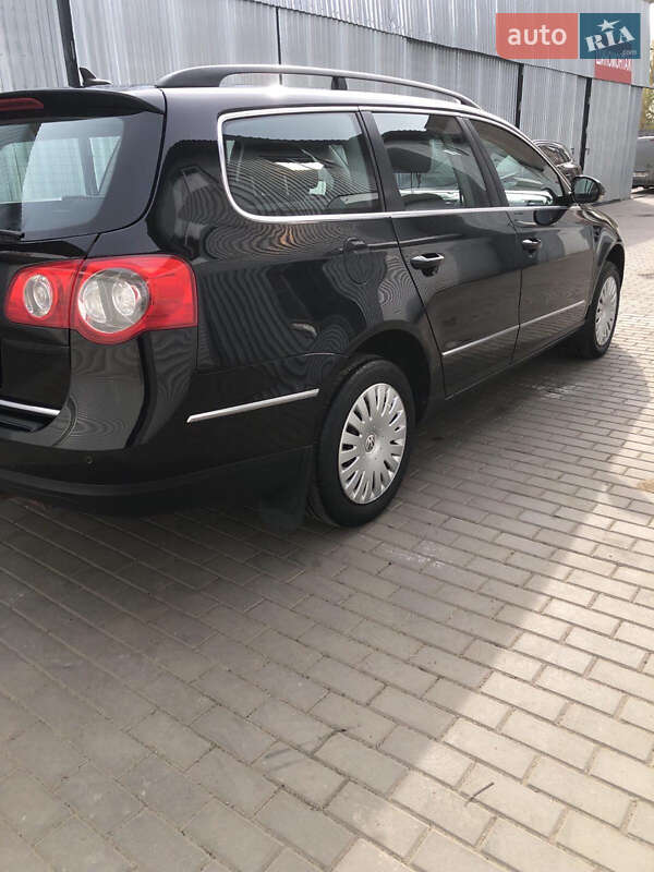 Универсал Volkswagen Passat 2008 в Харькове