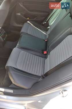 Универсал Volkswagen Passat 2015 в 