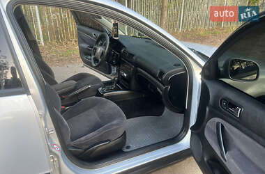 Седан Volkswagen Passat 1998 в 