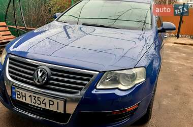 Седан Volkswagen Passat 2005 в 