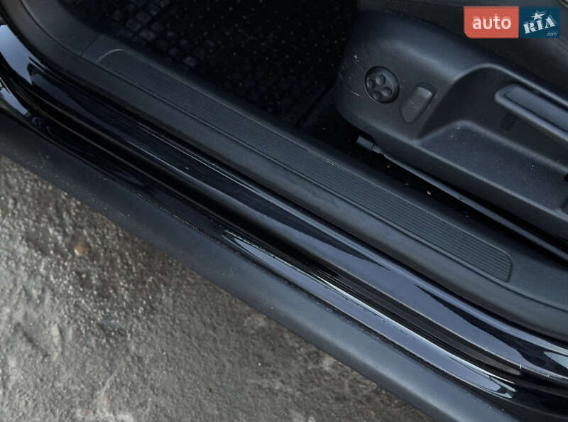 Універсал Volkswagen Passat 2009 в Шептицькому