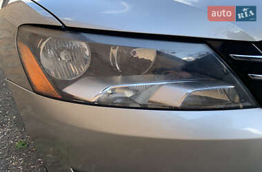 Седан Volkswagen Passat 2013 в 