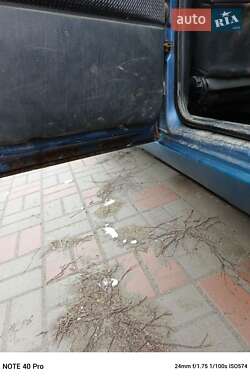 Універсал Volkswagen Passat 1993 в 