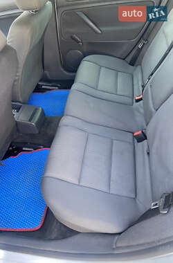 Универсал Volkswagen Passat 2005 в 
