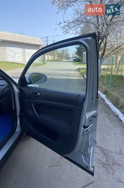 Универсал Volkswagen Passat 2005 в 