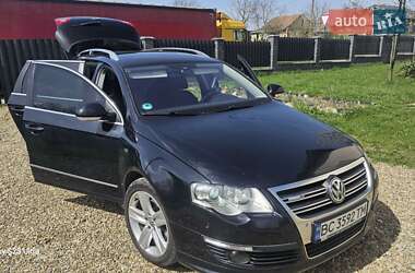 Універсал Volkswagen Passat 2010 в 