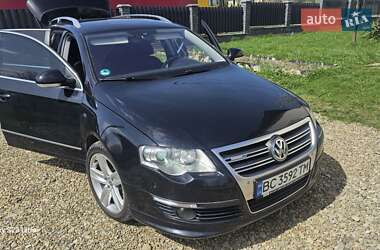 Універсал Volkswagen Passat 2010 в 
