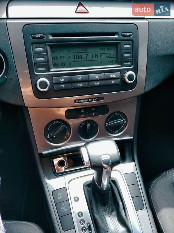 Универсал Volkswagen Passat 2009 в Львове