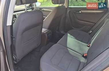 Універсал Volkswagen Passat 2013 в 