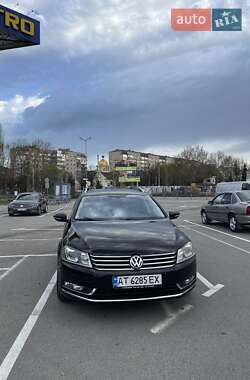 Універсал Volkswagen Passat 2012 в 