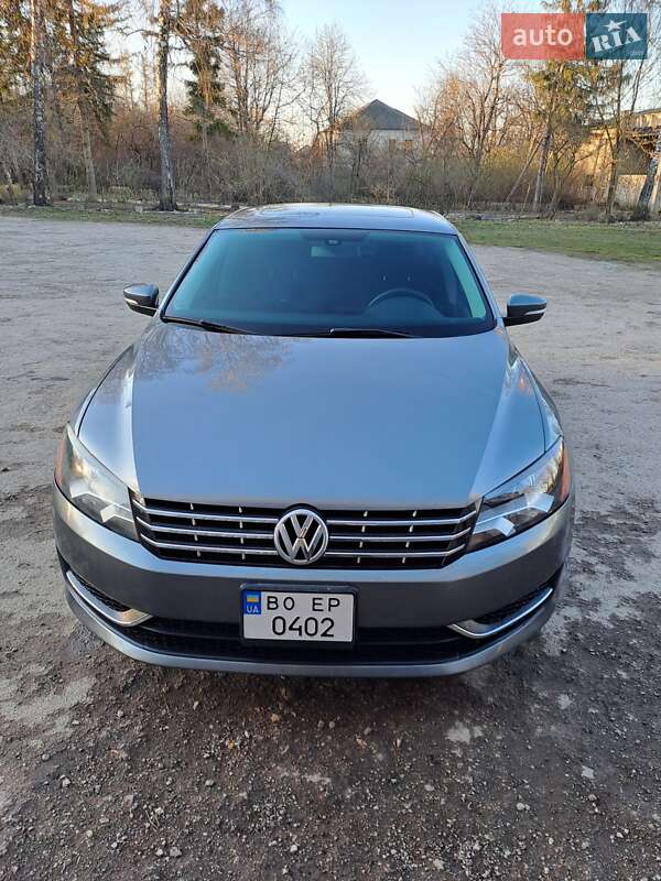 Седан Volkswagen Passat 2013 в 