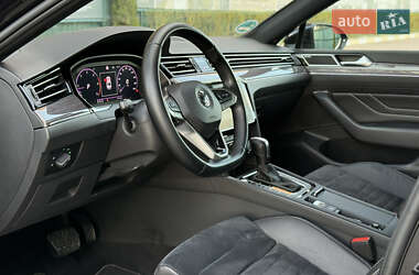 Седан Volkswagen Passat 2020 в 