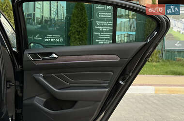 Седан Volkswagen Passat 2020 в 
