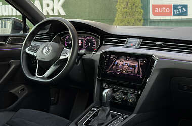 Седан Volkswagen Passat 2020 в 