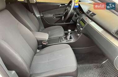 Седан Volkswagen Passat 2010 в 