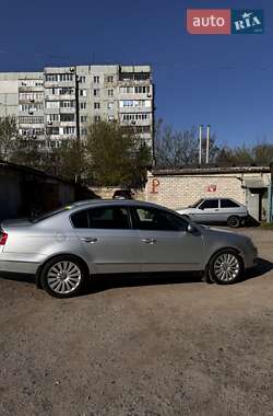 Седан Volkswagen Passat 2005 в 