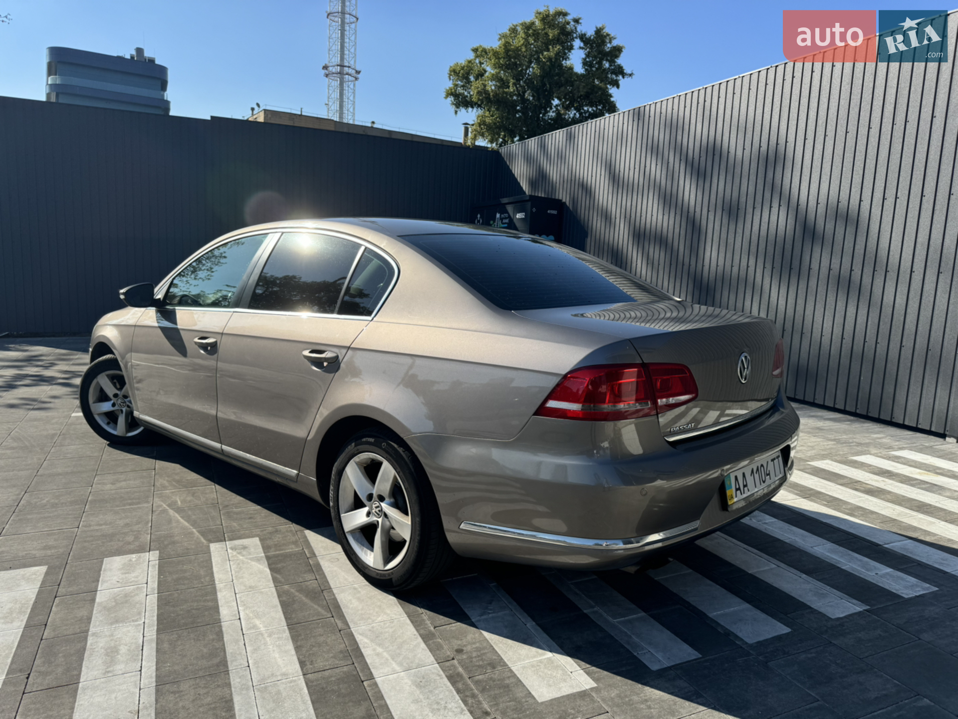 2011 Volkswagen Passat - мініатюра 8