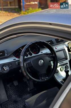 Седан Volkswagen Passat 2005 в 