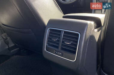 Седан Volkswagen Passat 2013 в 
